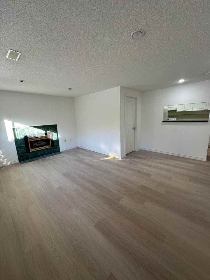 3274 Hoskins Road - Photo 2 of 17