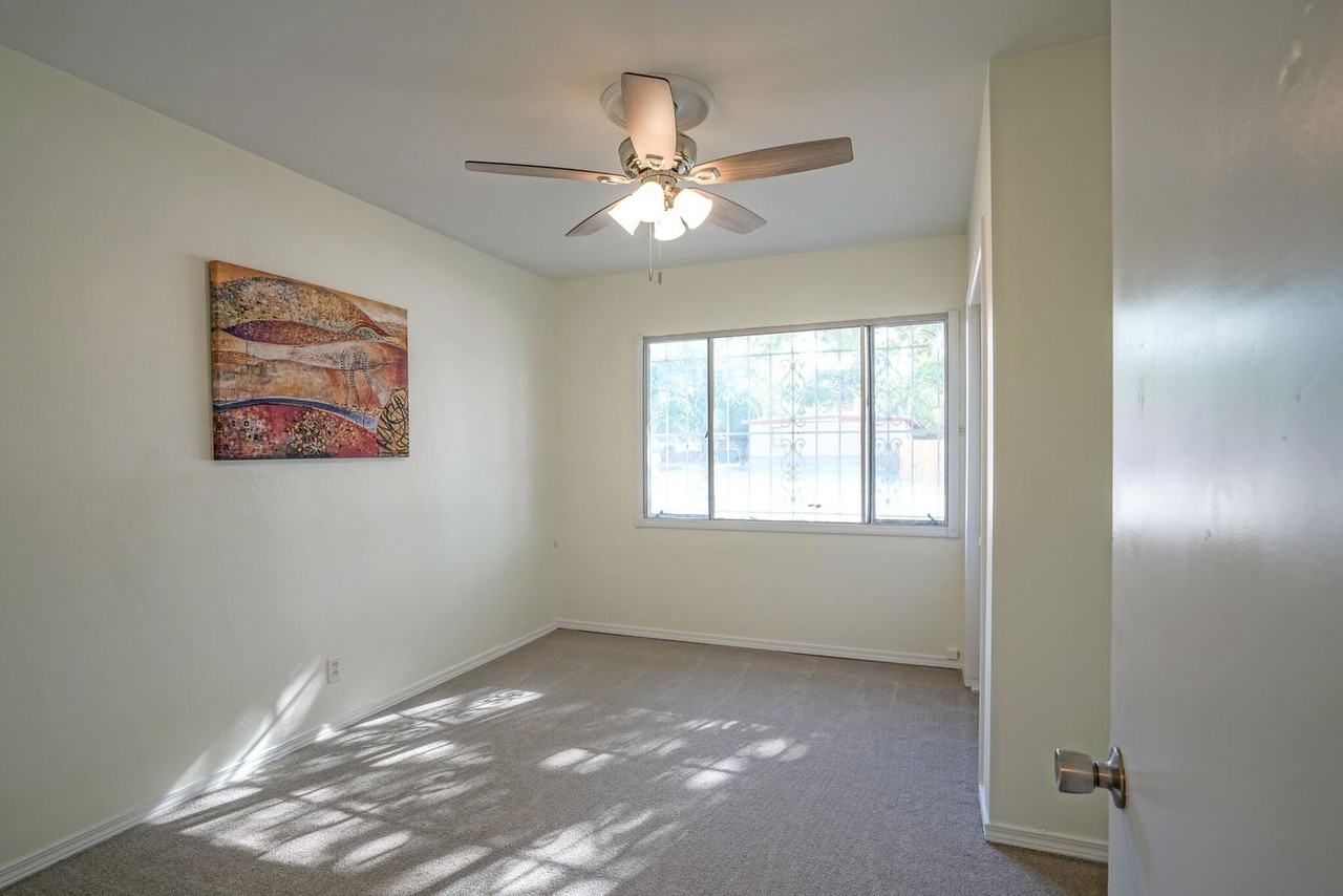 9040 Los Arboles Ave Ne #NA - Photo 3 of 19