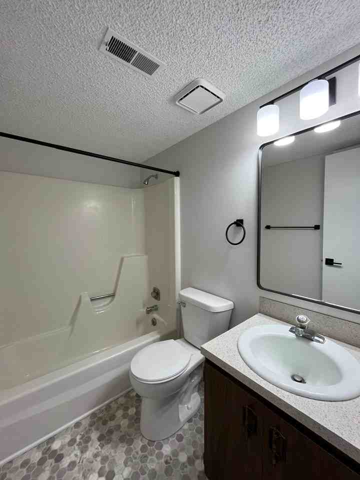 3609 N 60 - Photo 3 of 4