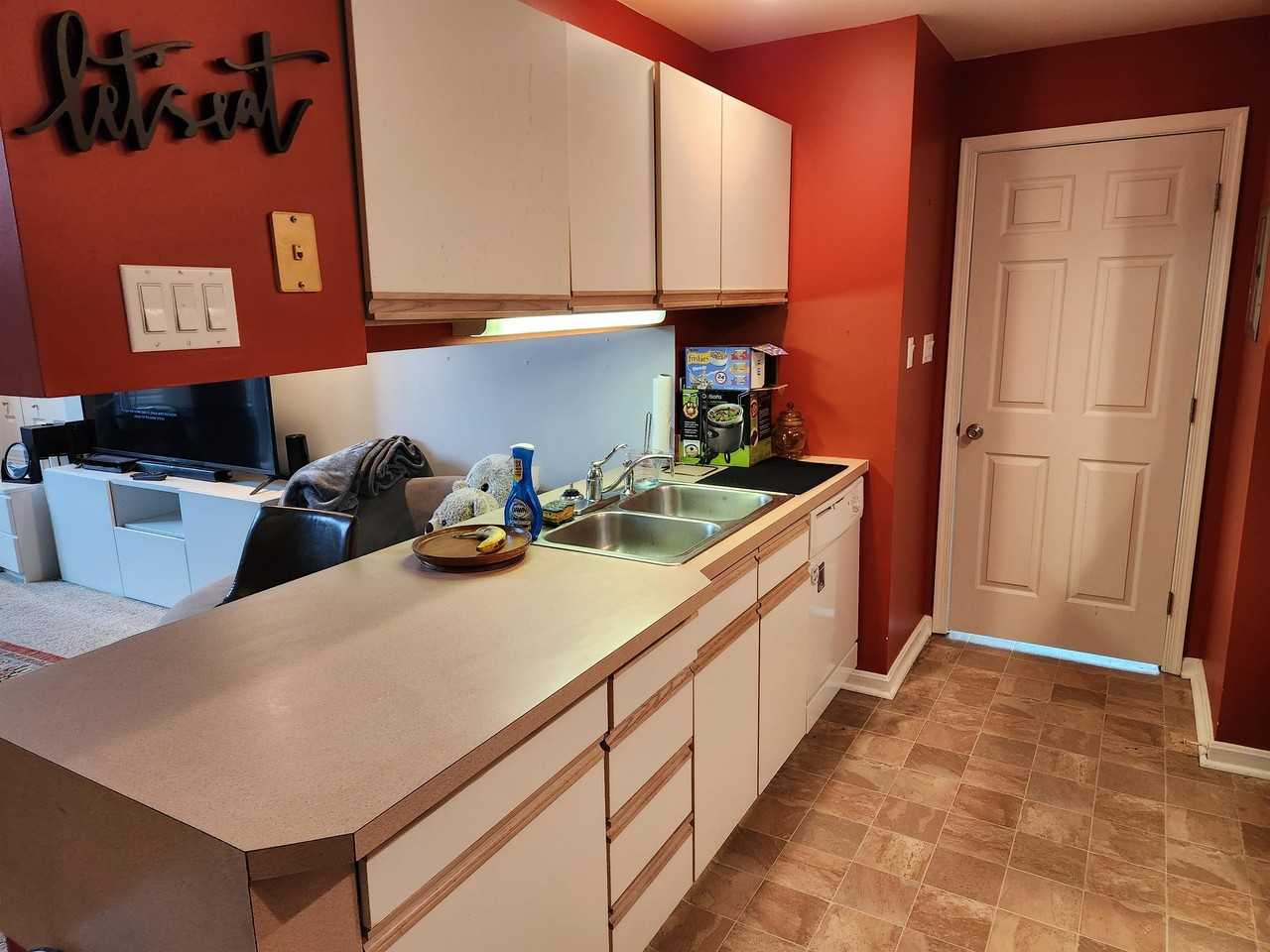 510 Cherrington Dr #1 - Photo 6 of 25