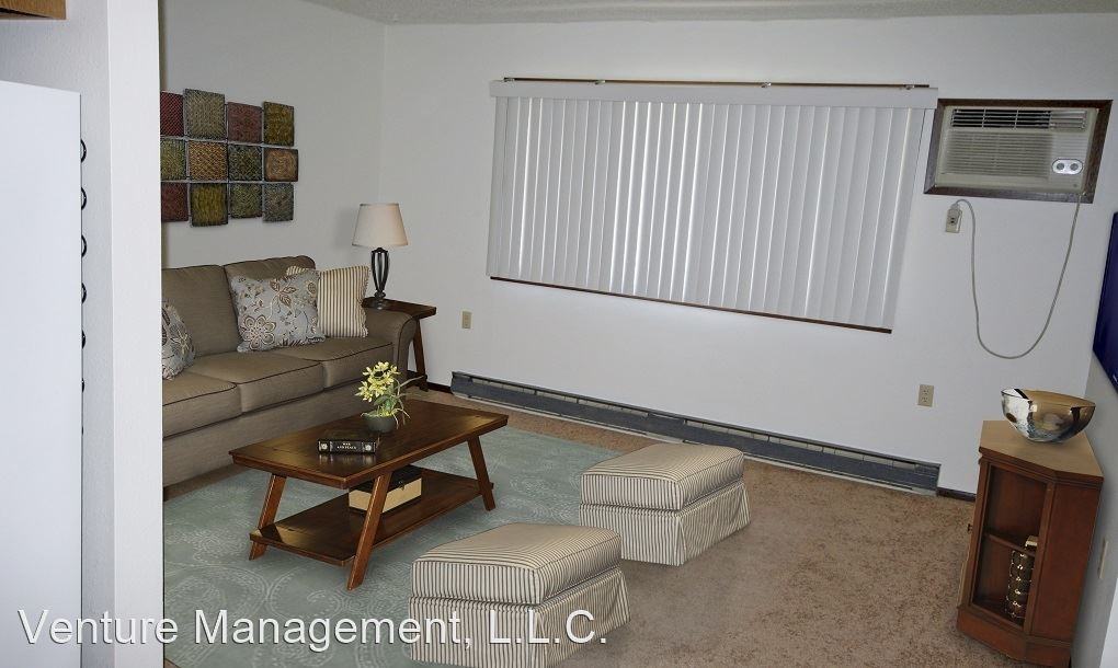 Norwalk Village Estates 1304 Holly Drive - Photo 2 of 7