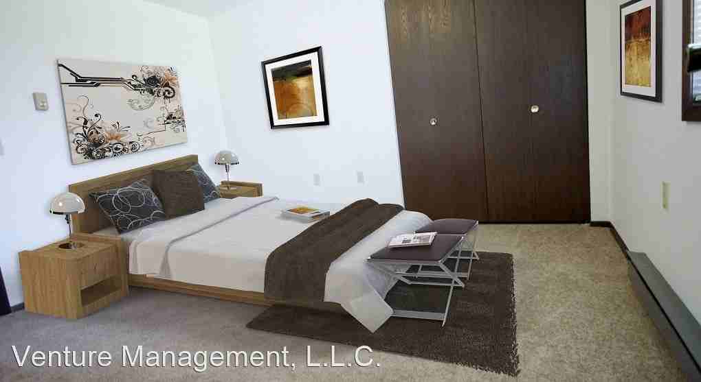 Norwalk Village Estates 1304 Holly Drive - Photo 3 of 7