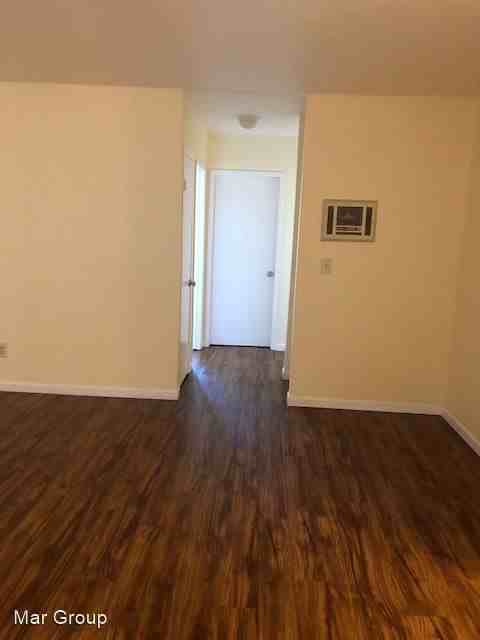 1380 Hemlock Ave - Photo 2 of 9