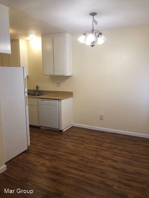 1380 Hemlock Ave - Photo 3 of 9