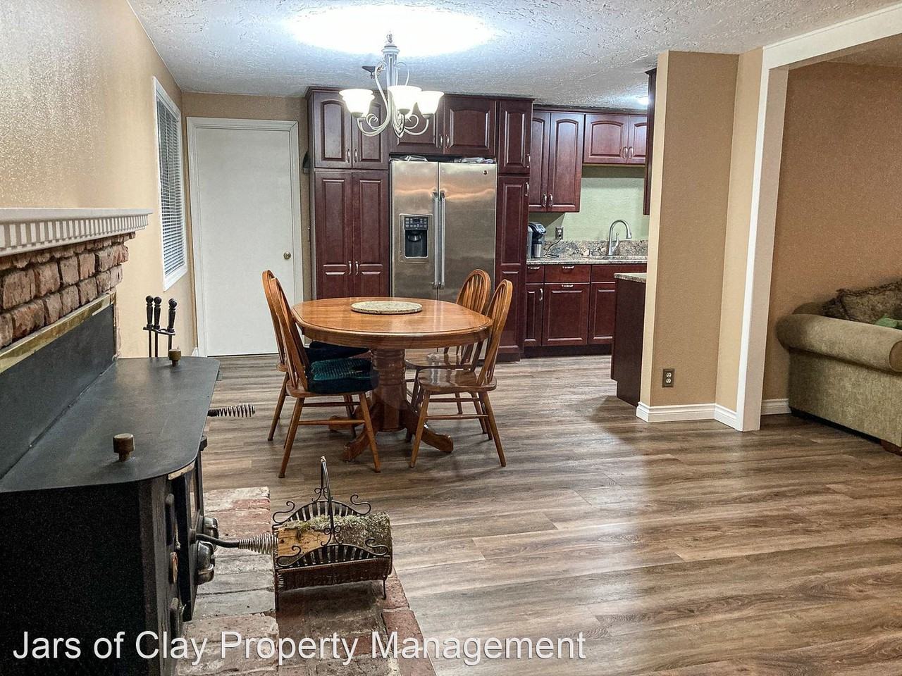 280 Kimeron St Se, Salem, OR 97306 3 Bedroom House for 2,200/month