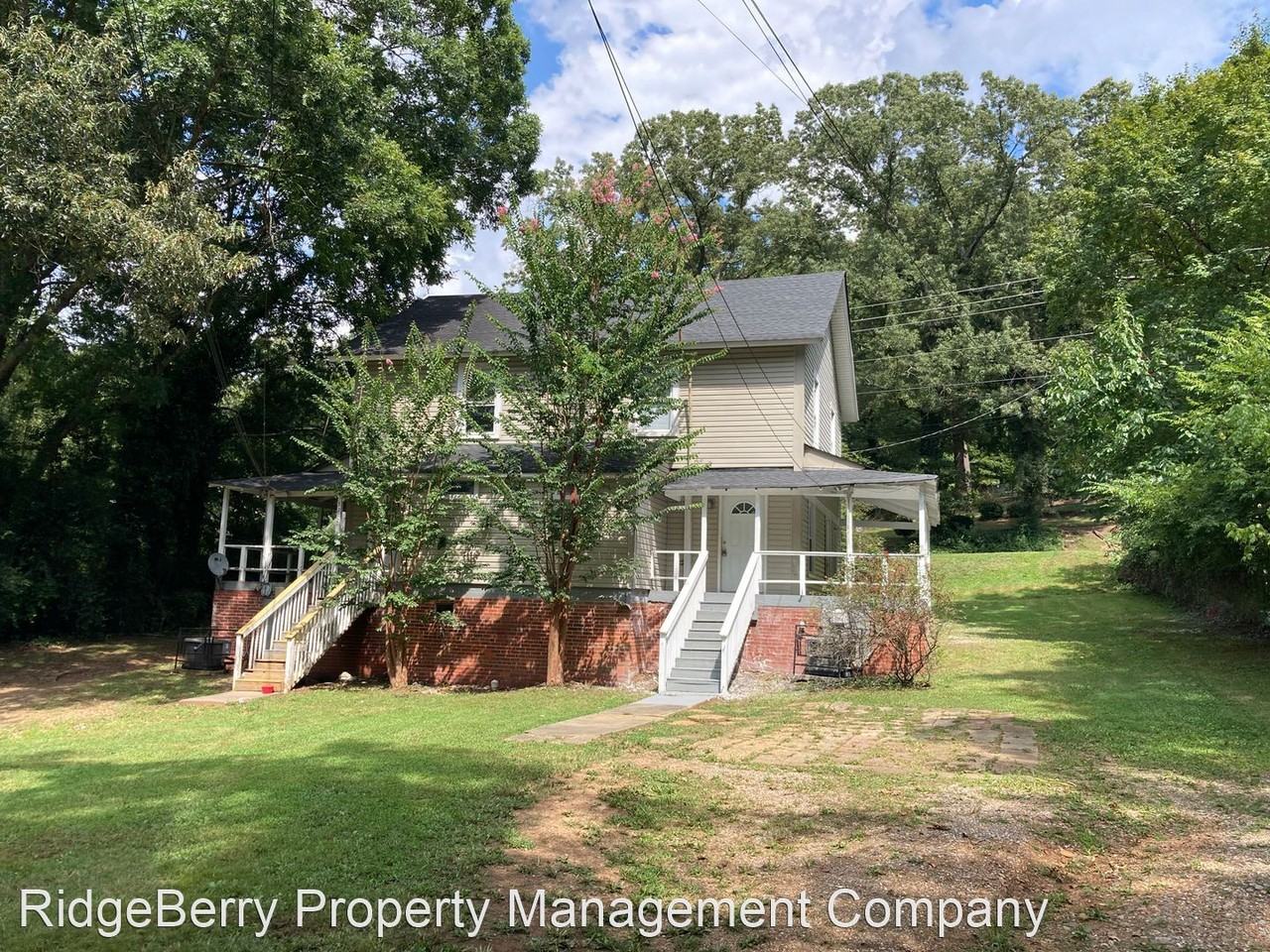 3212 & 3214 Maple Rd - Photo 2 of 18