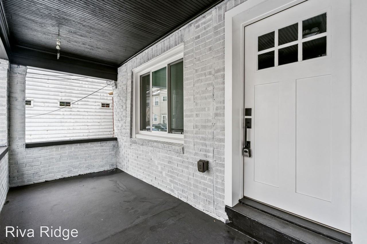 4631 Torley Street - Photo 3 of 23