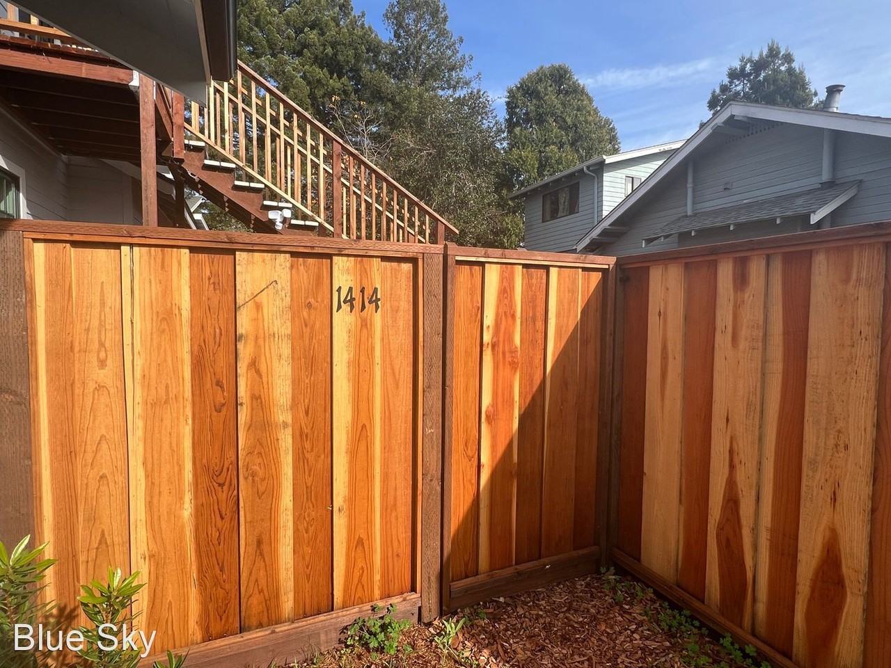 1414/1416/1418A Bay St - Photo 2 of 20