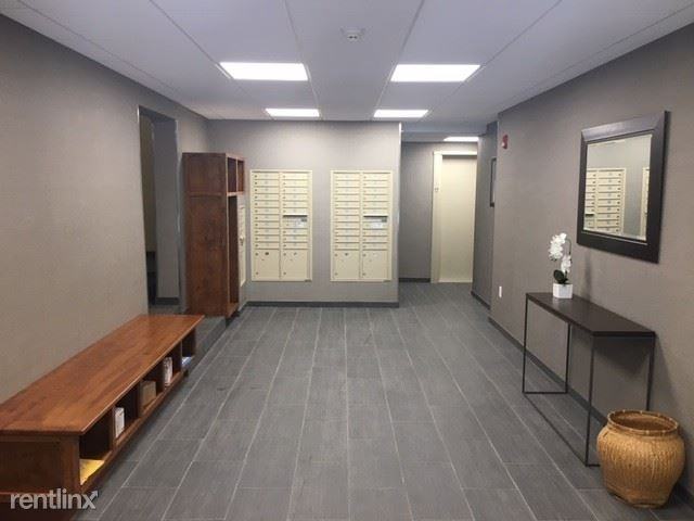 33 Lancaster Ter - Photo 2 of 8