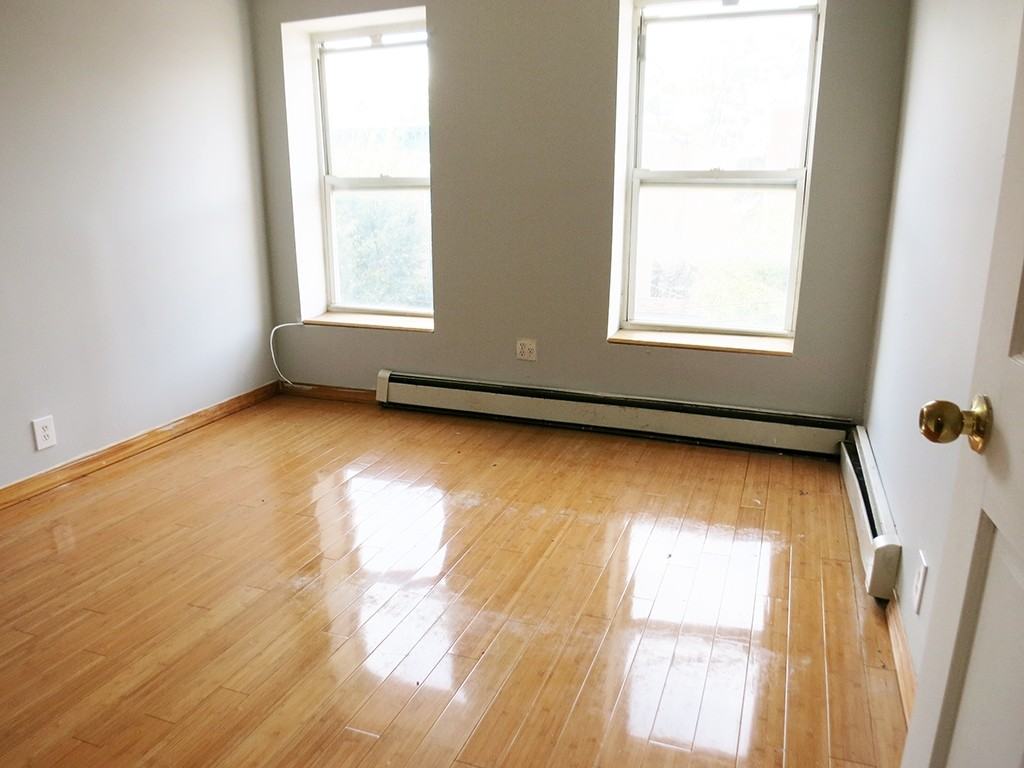 371 Columbia St #3L - Photo 3 of 6