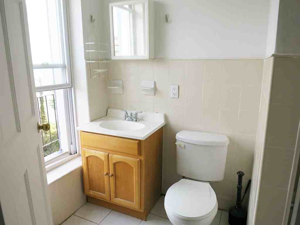 371 Columbia St #3L - Photo 2 of 6