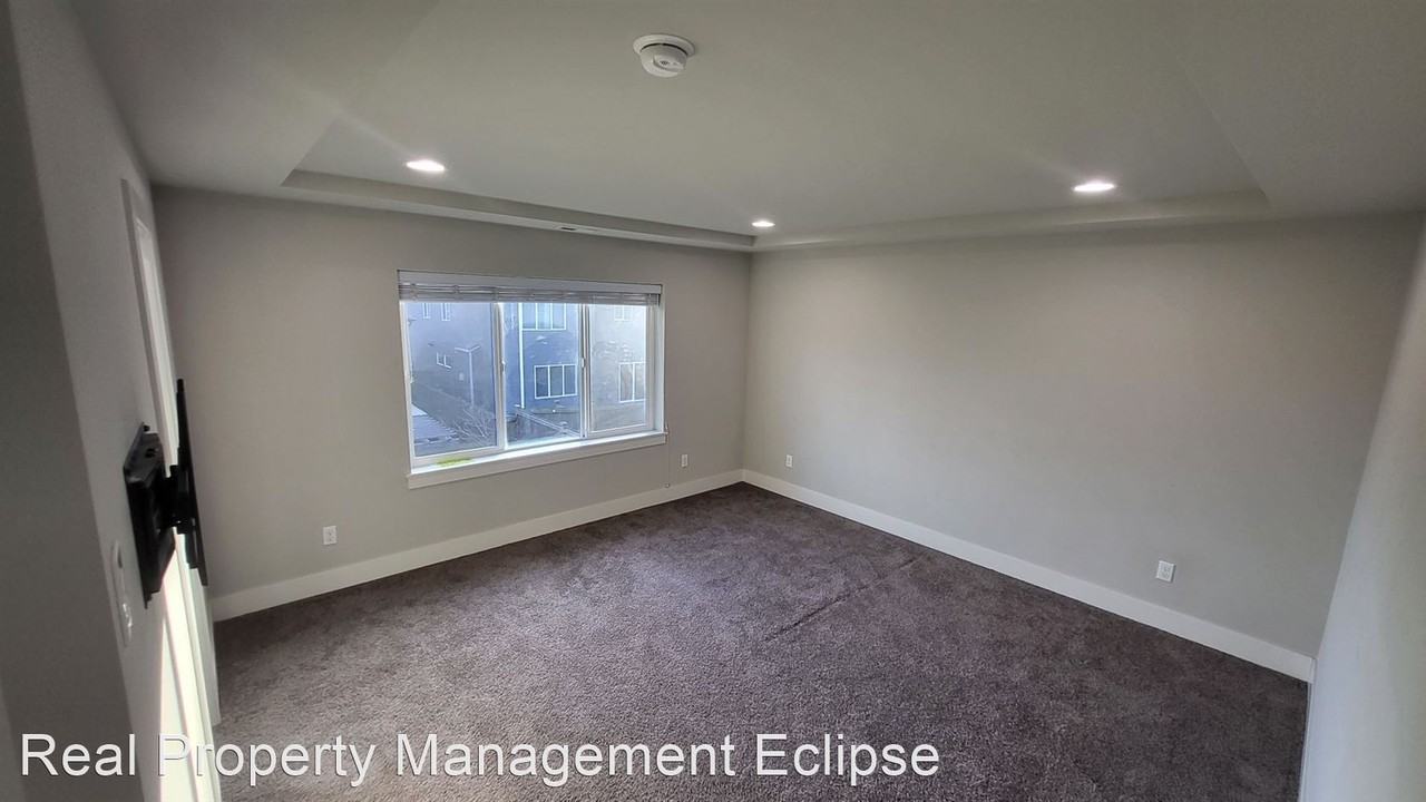 1228 198th Pl Se - Photo 2 of 27
