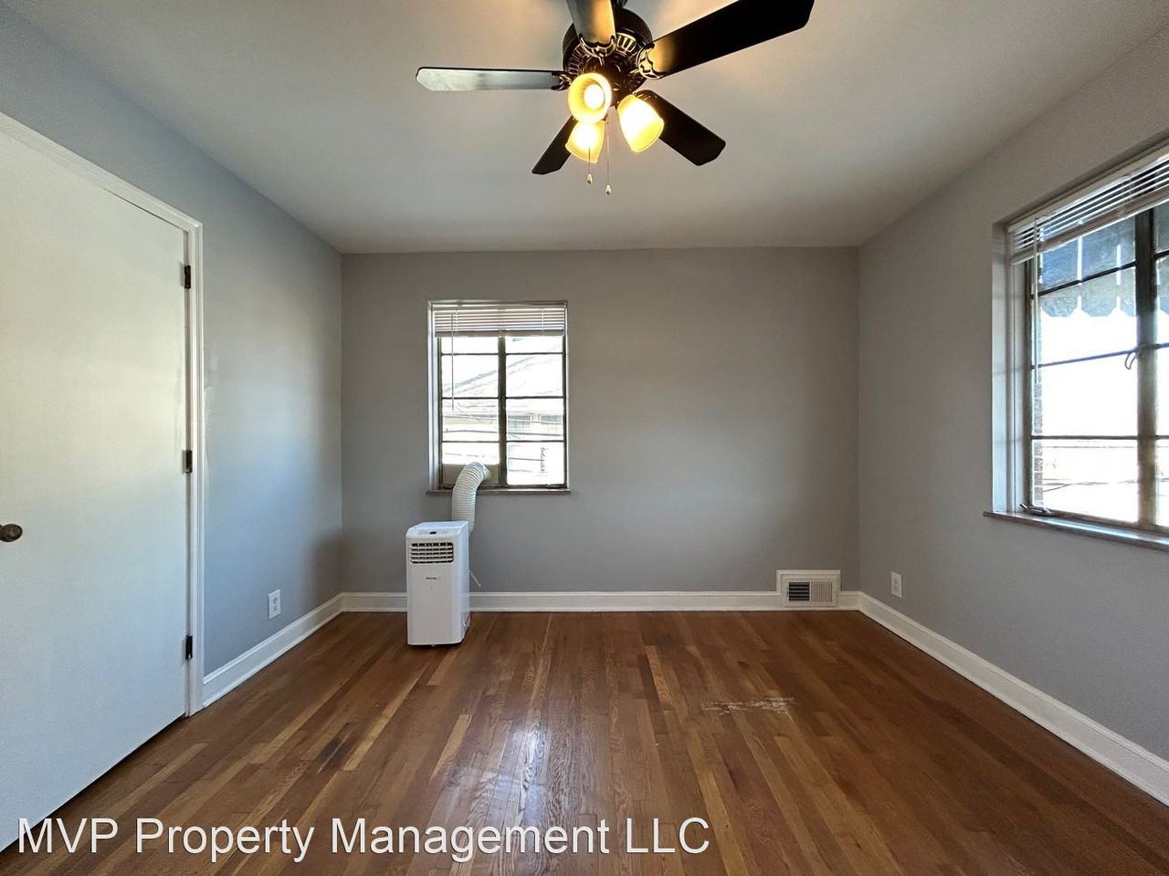 18 N Huron Ave - Photo 3 of 13