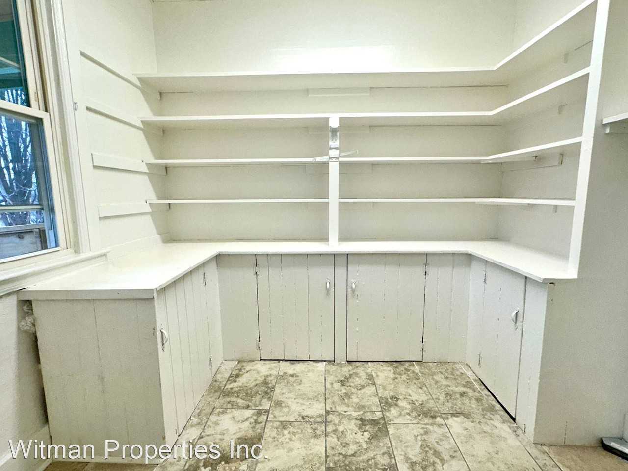 28 Adams St JR - Photo 3 of 8