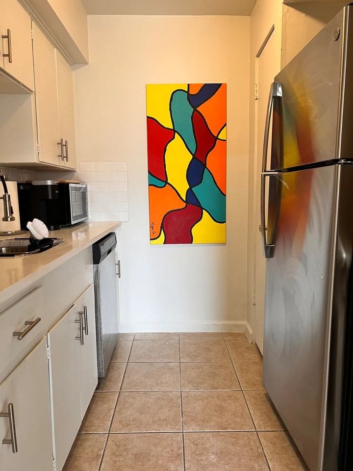 306 Hawthorne - Photo 5 of 16