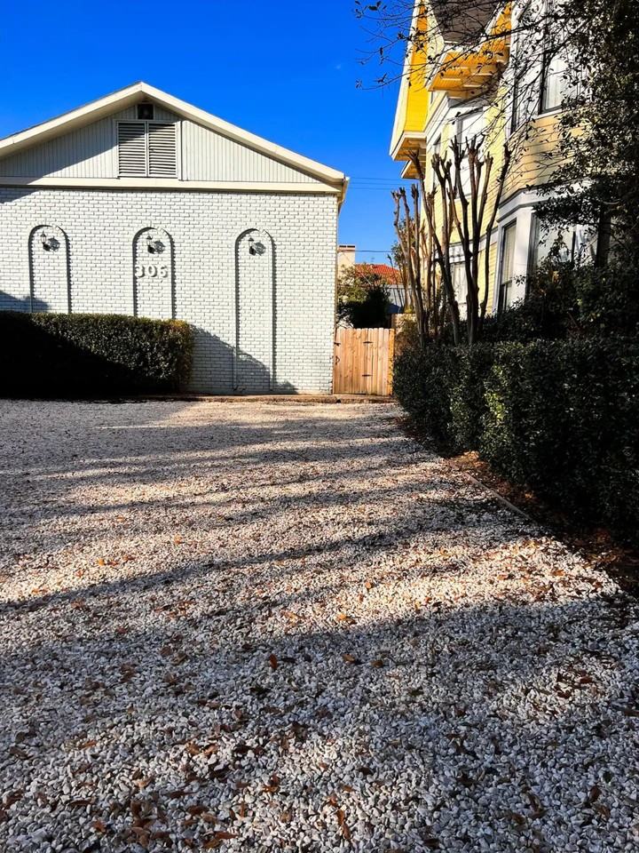 306 Hawthorne - Photo 6 of 16