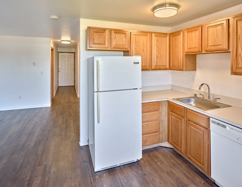 Glacier View Apartments - Photo 2 of 47