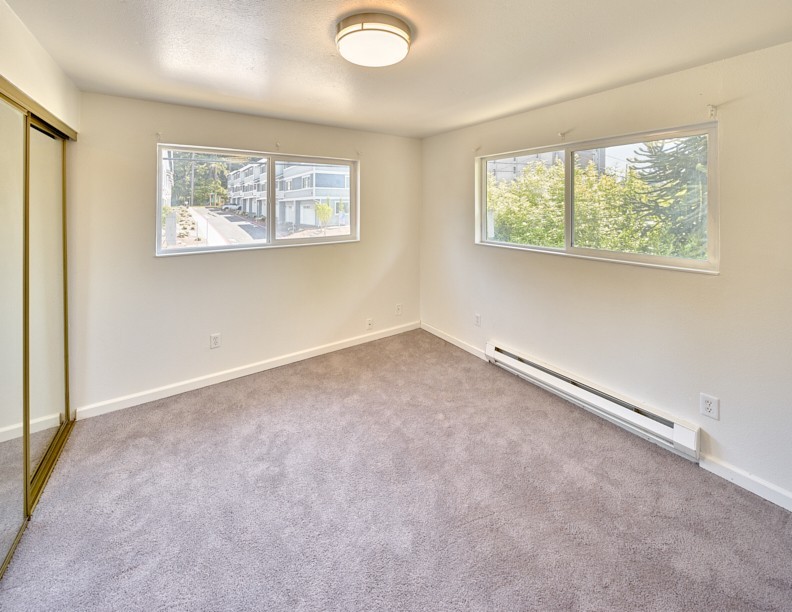 Glacier View Apartments - Photo 3 of 47