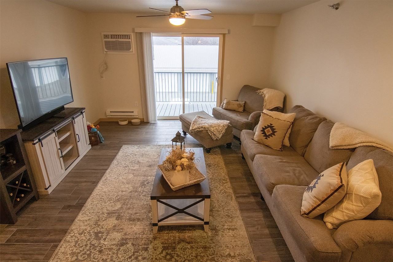 Century Place - 435 - Photo 4 of 17