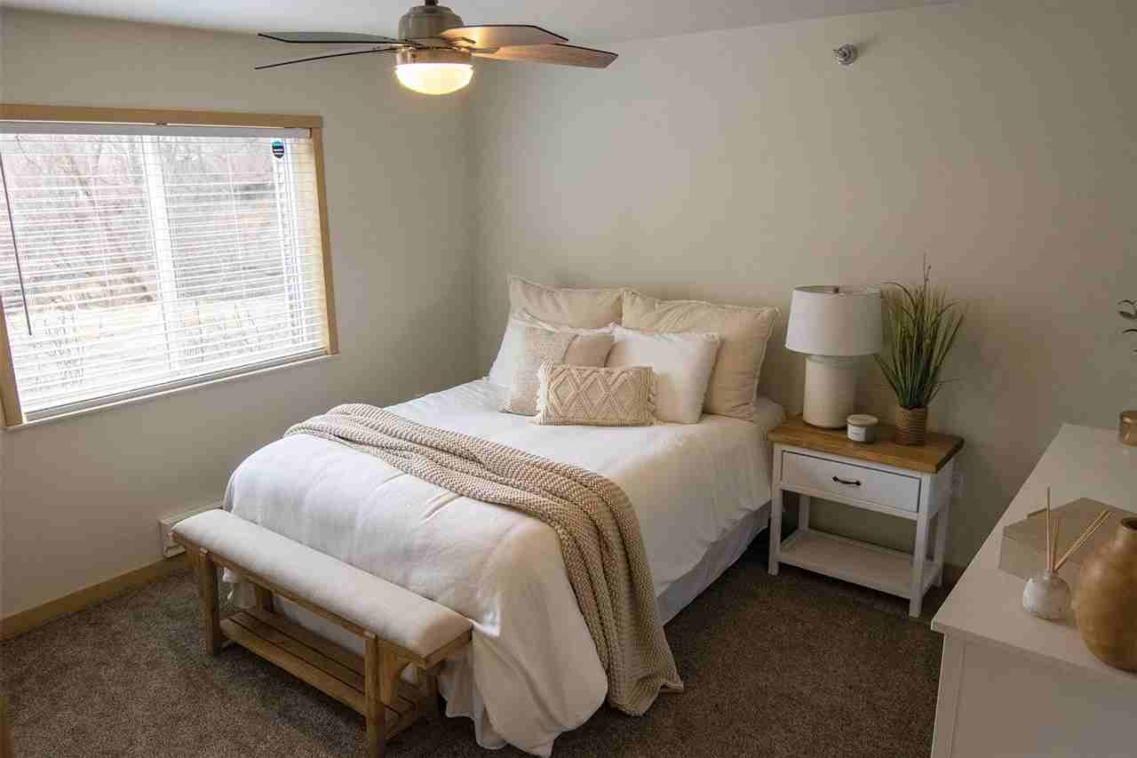 Century Place - 435 - Photo 7 of 17