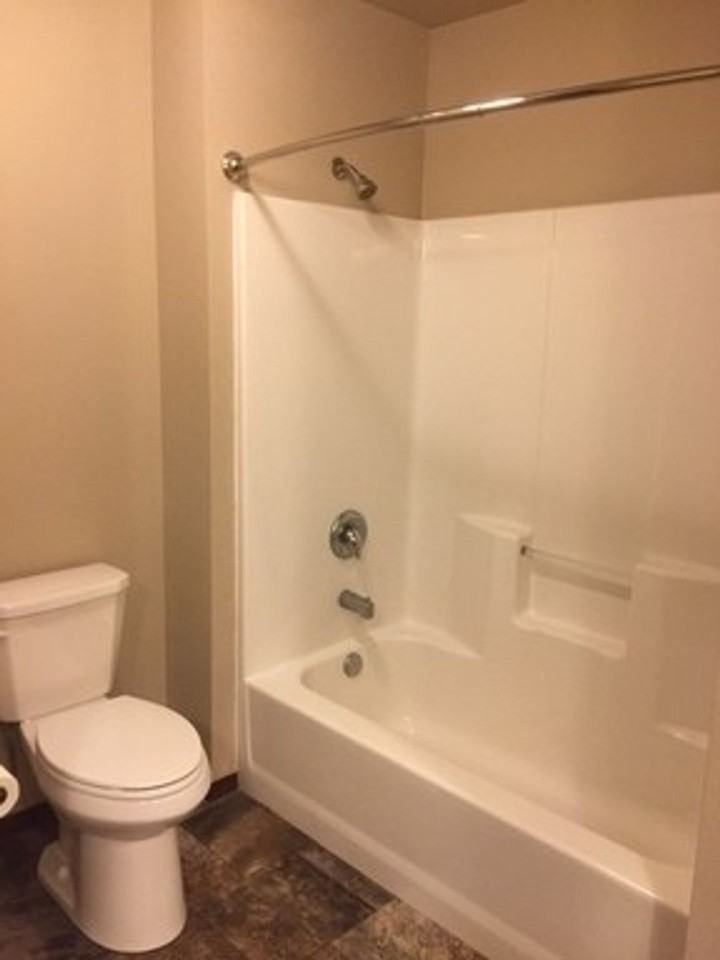 200 Tanner Ct - Photo 3 of 23