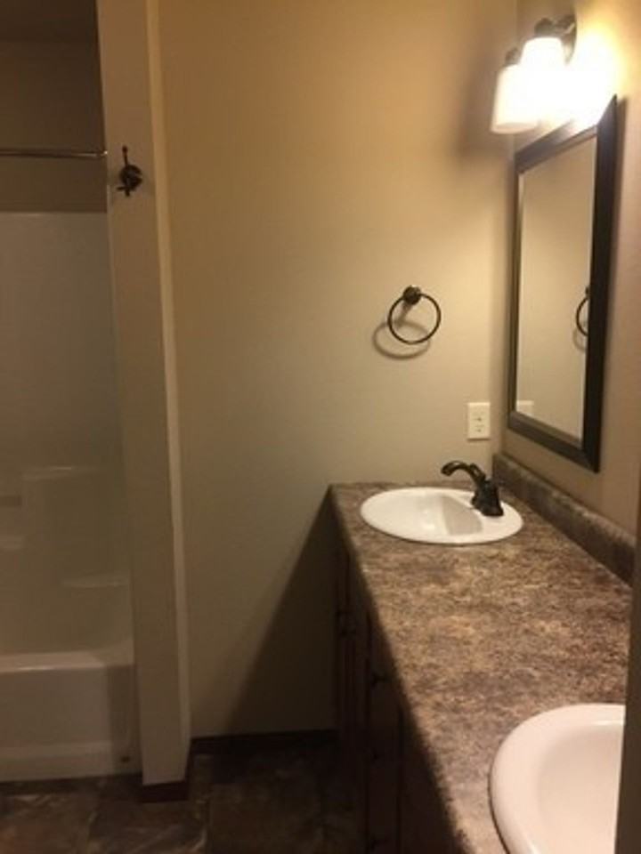 200 Tanner Ct - Photo 4 of 23