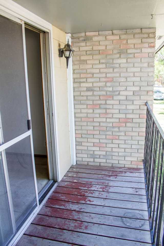 Canterbury-8 Apts. - Photo 7 of 16