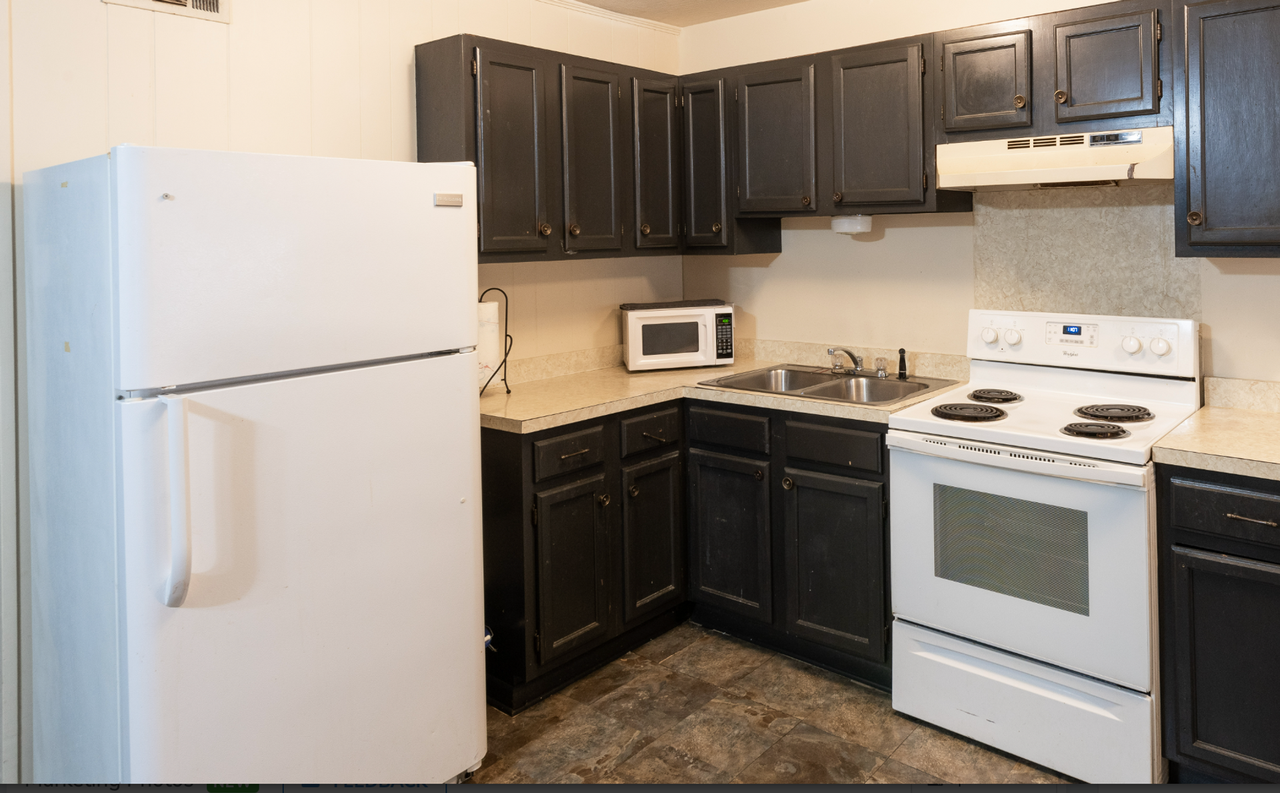 University North III - Photo 5 of 7