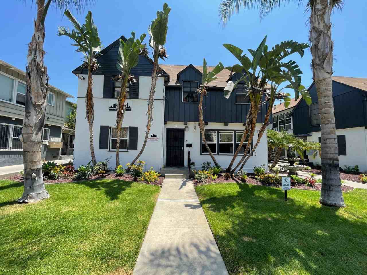 232-6 S. Harvard Blvd - Photo 4 of 10