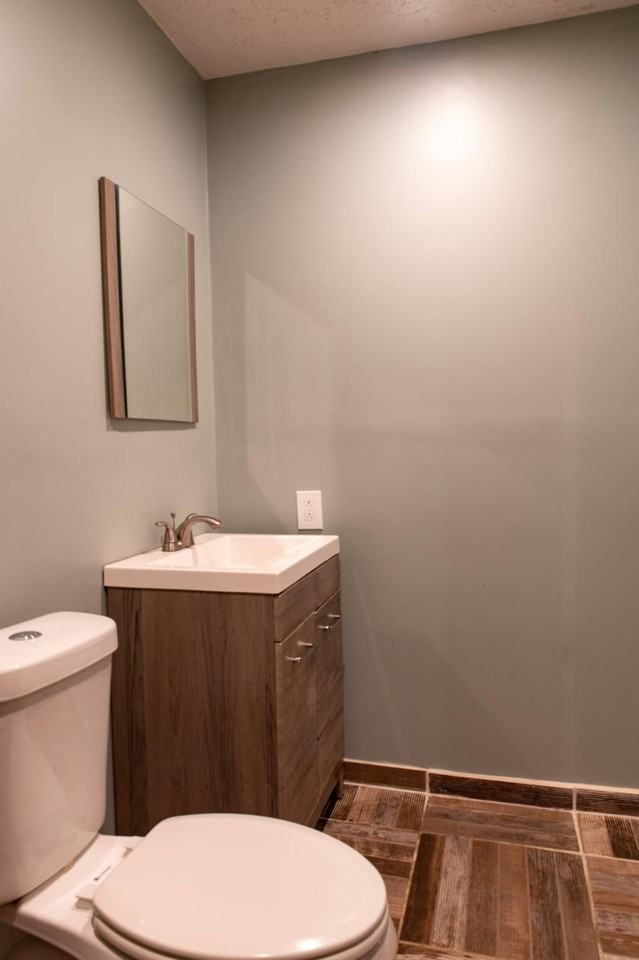 Carriage House Apartments - Photo 6 of 9