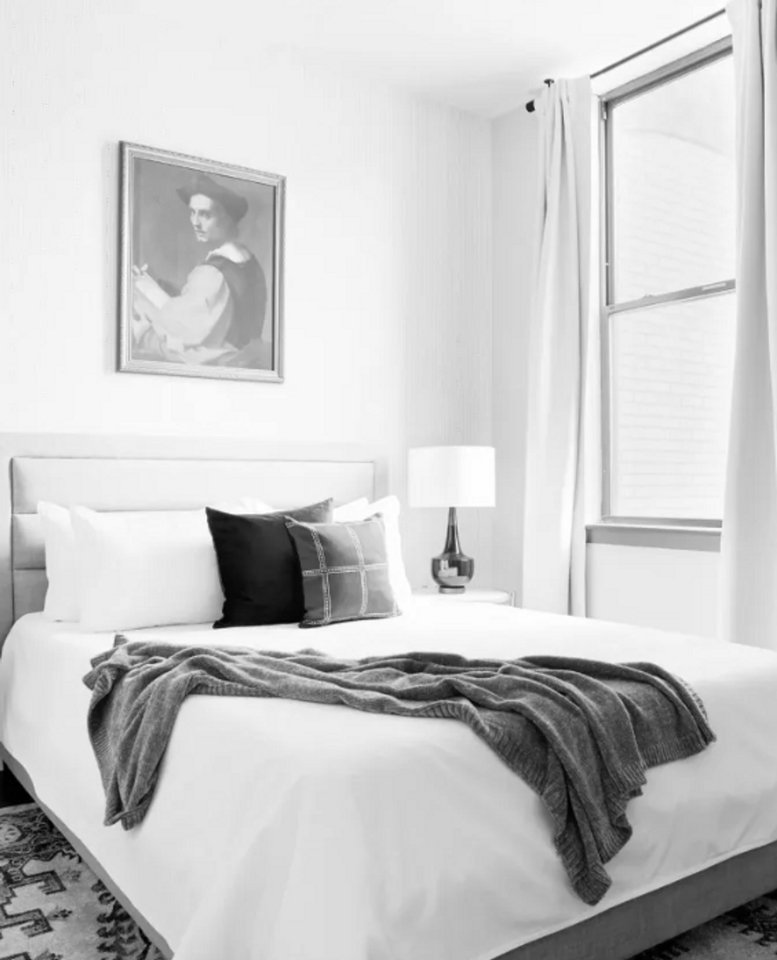 1530 Chestnut - Photo 3 of 50