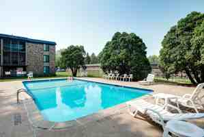 featured image of 8600 8660/8 Old Cedar Ave S