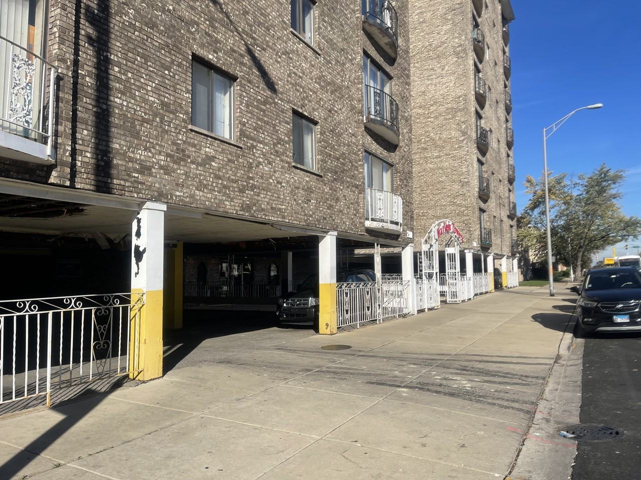 2300 HARLEM - Photo 5 of 22