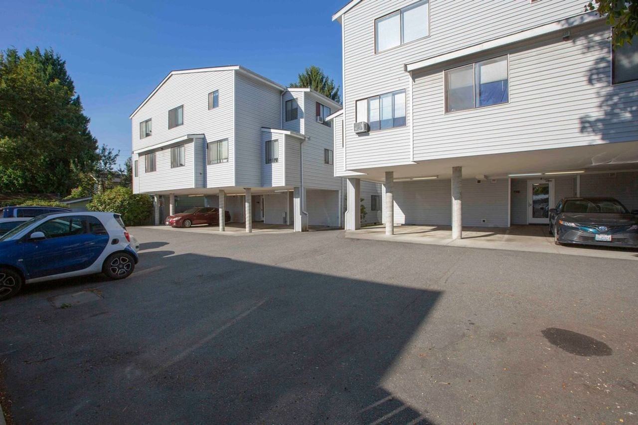 Whitman the North Seattle gem!! - Photo 2 of 50