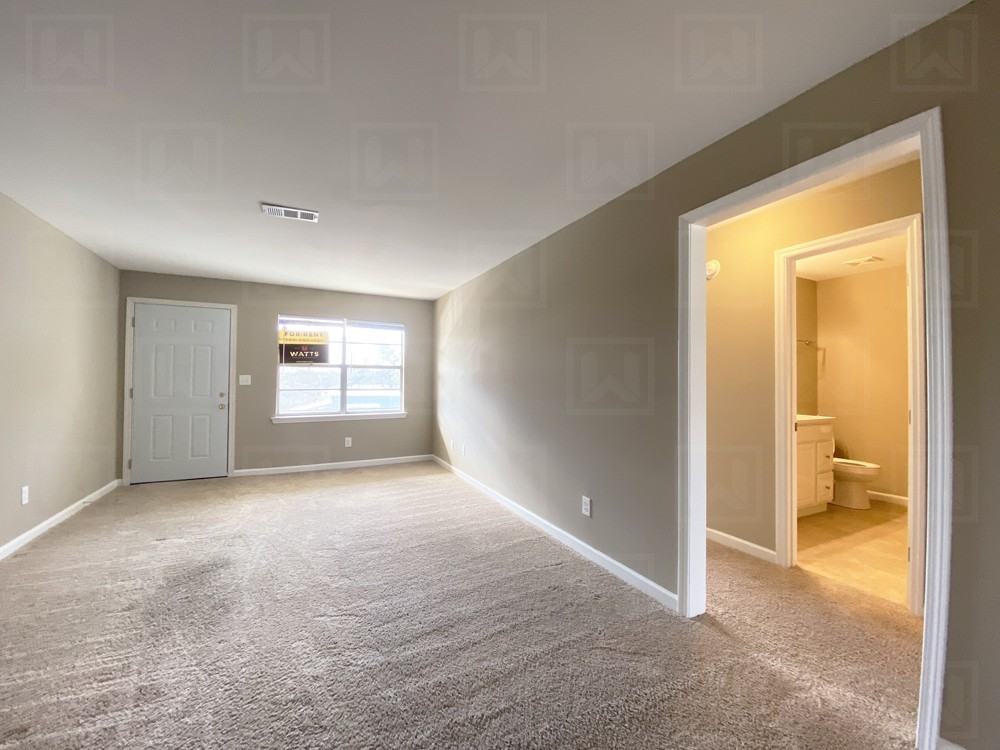 Seville Apartments - Photo 4 of 11