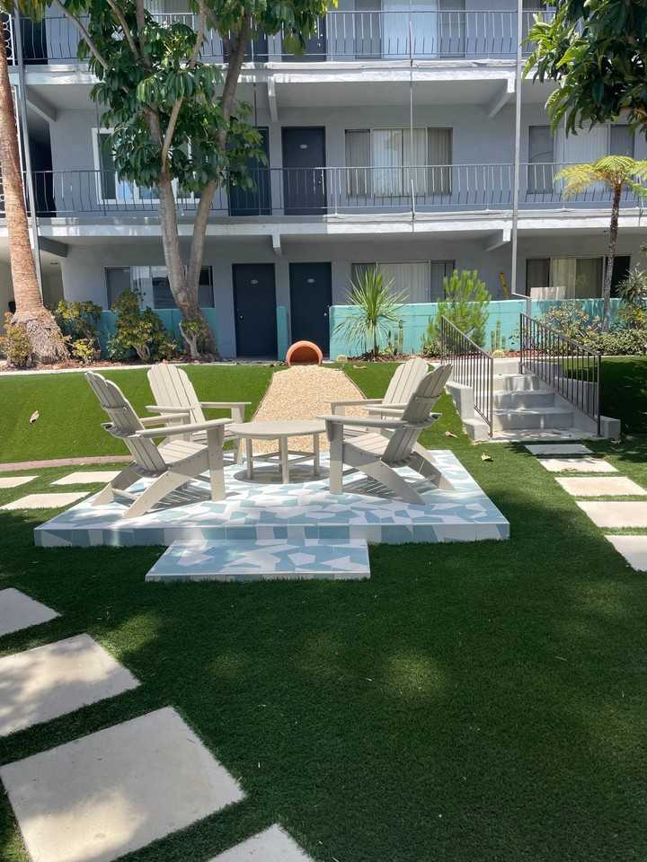 LUXURY LIVING AT AN AFFORDABLE PRICE - Photo 6 of 9