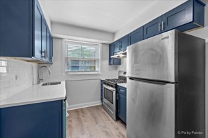featured image of 2713 W Berwyn Ave