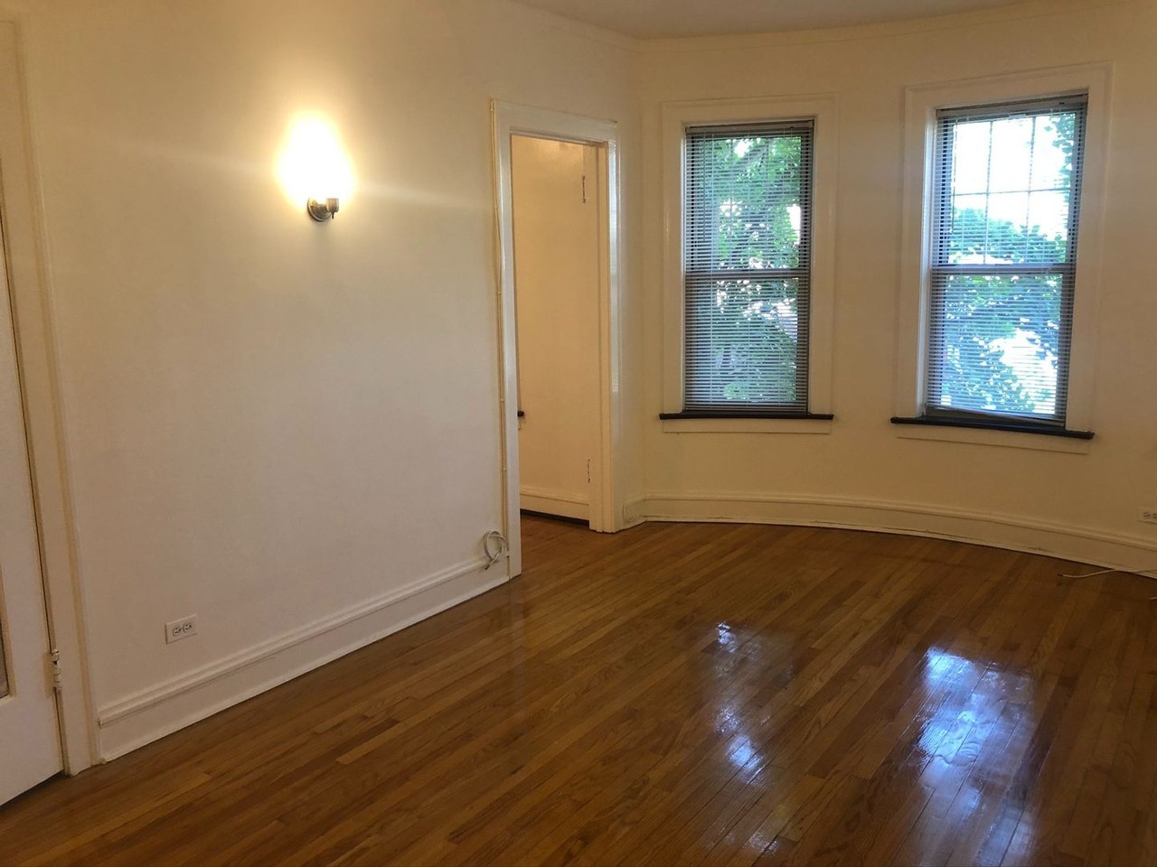 346 - *Wolcott Arms South* - Photo 4 of 48