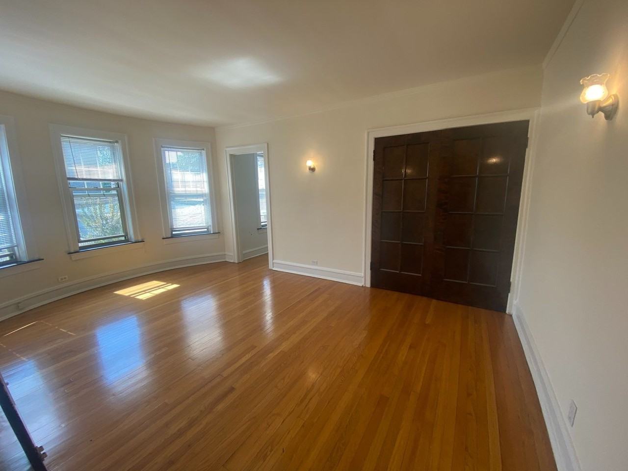 346 - *Wolcott Arms South* - Photo 5 of 50