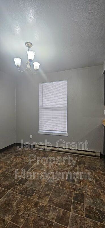 5023 E Walker Ave #A - Photo 4 of 12