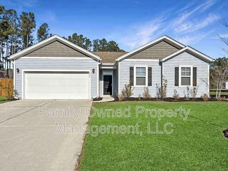 532 Wayton Cir - Photo 2 of 32