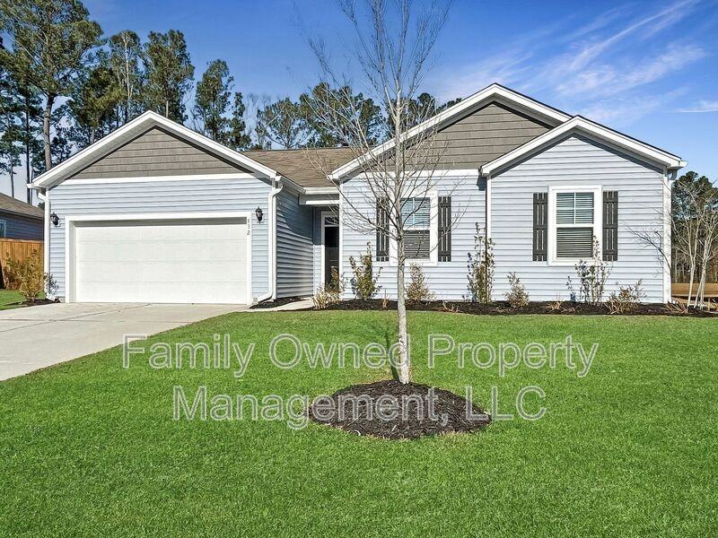 532 Wayton Cir - Photo 3 of 32