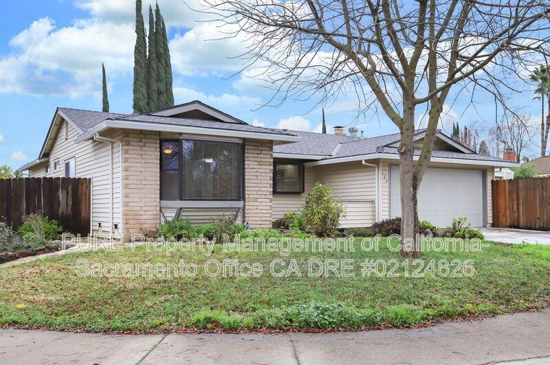 134 Glenville Cir - Photo 3 of 40