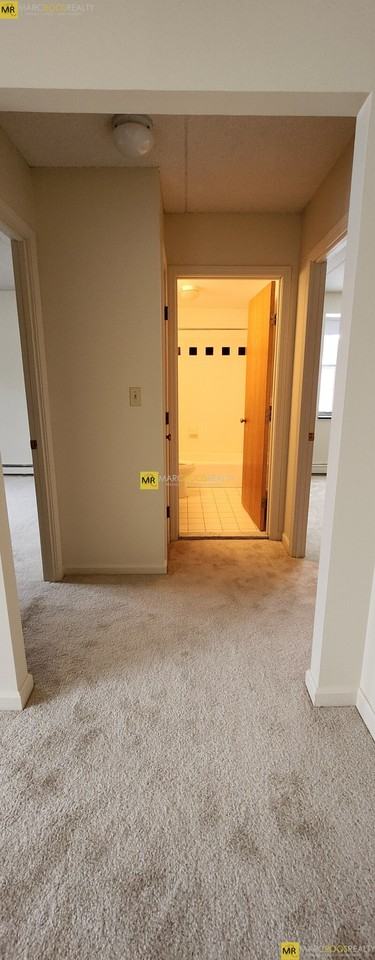 Lexington St #37 - Photo 5 of 11