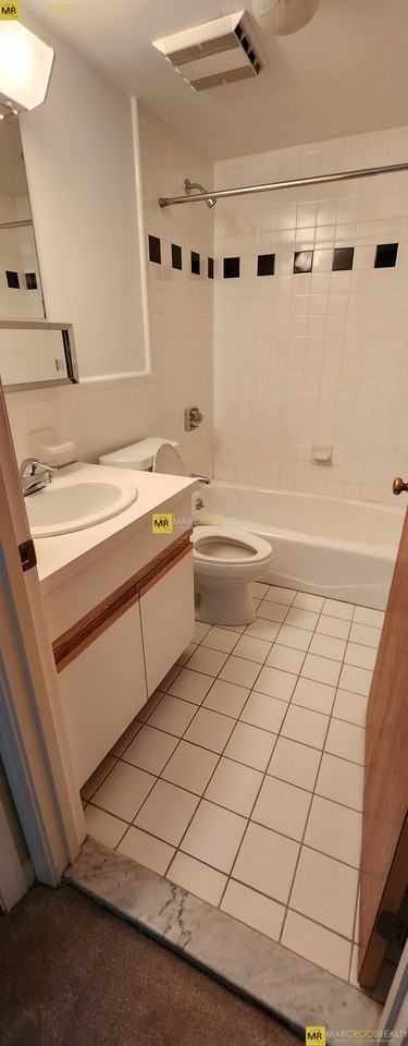 Lexington St #37 - Photo 6 of 11