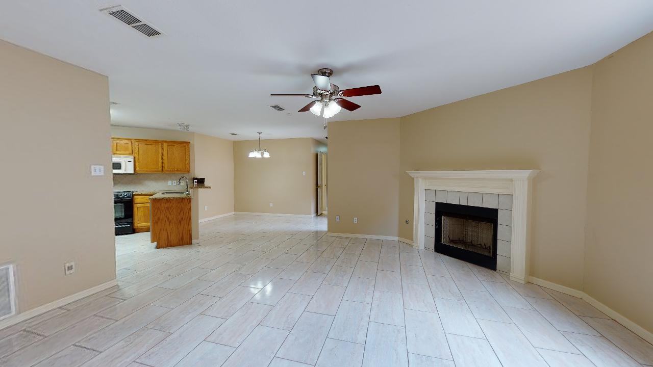 822 Azalea Ct - Photo 3 of 35