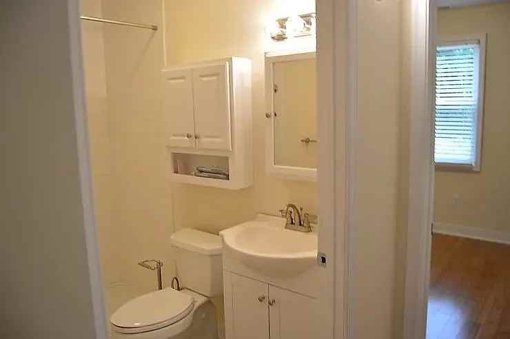 1316 Overlook St - Photo 2 of 4