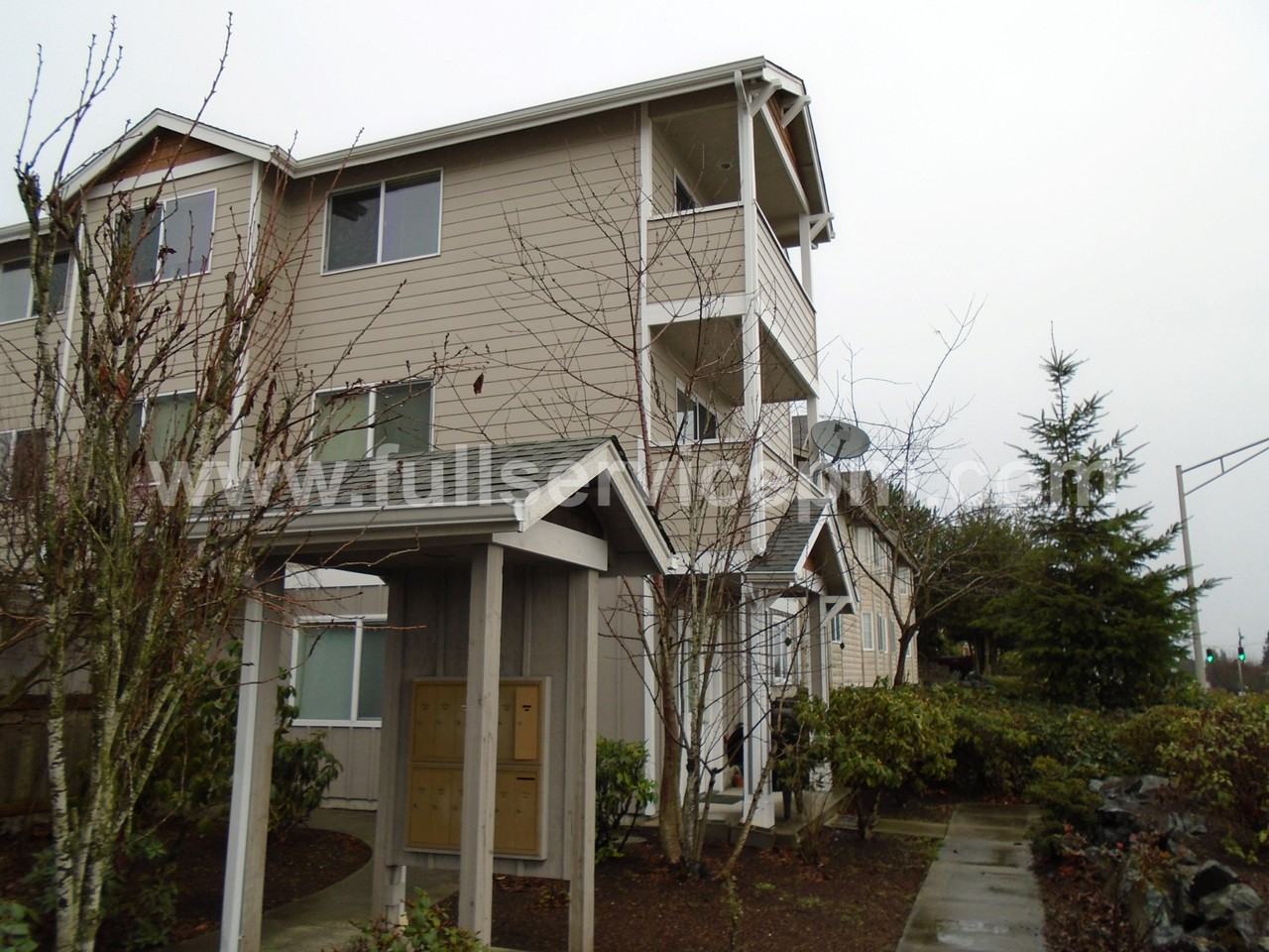 4004 Rucker Ave - Photo 4 of 4