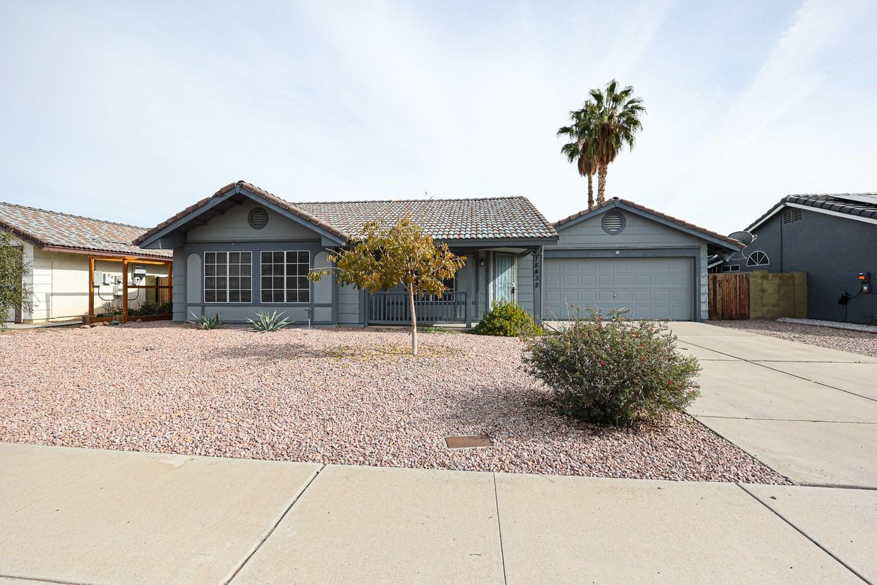 18433 N 56th Dr - Photo 2 of 25