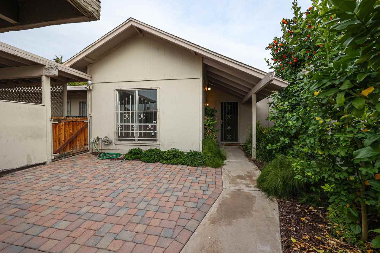 6633 N Majorca Ln E - Photo 2 of 23